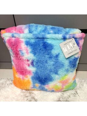 NWT Doris 3-in-1 Tie-Dyed Microfiber Pillow, Blanket or Cozy Foot Pocket